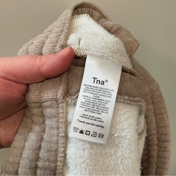 Aritzia TNA Boyfriend Fit Cozy Fleece Cotton Blend Sweatpants Taupe Size Large - Picture 5 of 5